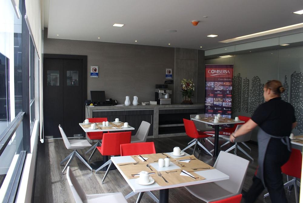 Citimed Hotel Quito Exterior photo