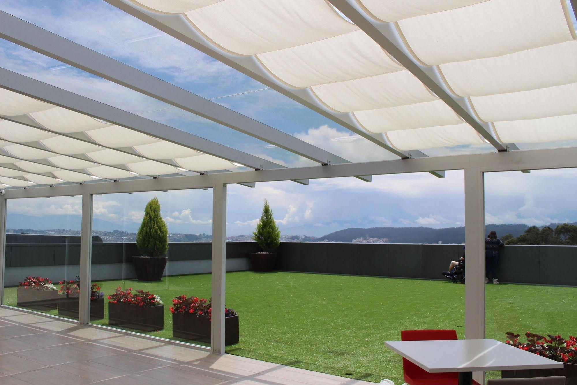 Citimed Hotel Quito Exterior photo