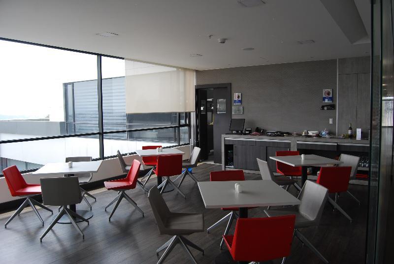 Citimed Hotel Quito Exterior photo