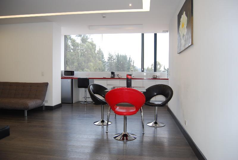 Citimed Hotel Quito Exterior photo