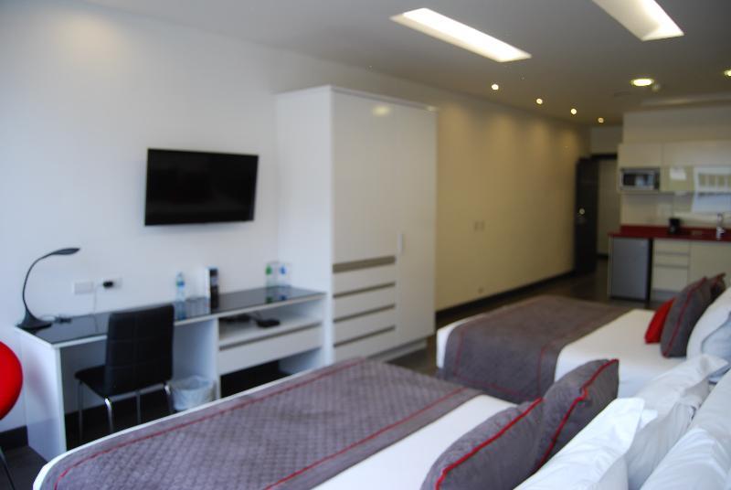 Citimed Hotel Quito Exterior photo